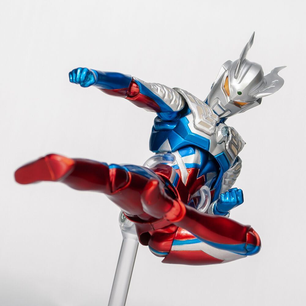 S.H. Figuarts Ultraman Zero 10th Anniversary Special Color ...