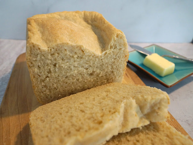 This Bittersweet Life: Easy Honey Oat Bread for Your Bread Machine