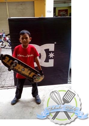 Hobi Anak Ibu Berskateboard