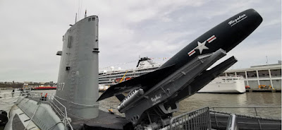 Nueva York, Intrepid Sea-Air-Space Museum, ubicado en el muelle 86.