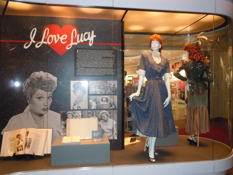 i love lucy costume. I Love Lucy TV costume display