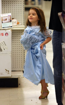 Suri Cruise photo