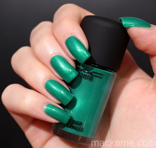 c_StyleMattersNailLacquerMAC4