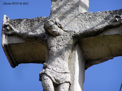 MONT-L'ETROIT (54) - Le calvaire du puits empoisonné