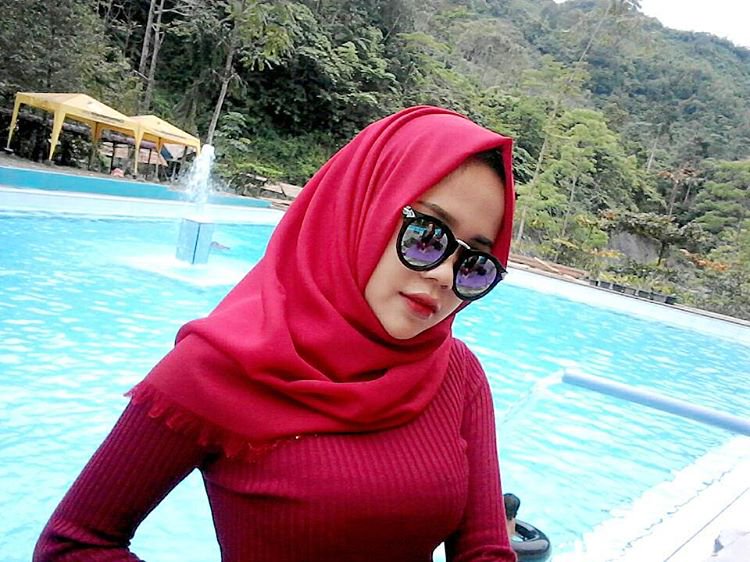 Galeri Foto  Gadis Cantik Berjilbab  9 Pixie