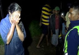 girl attempt to commit suicide by jumping off a bridge