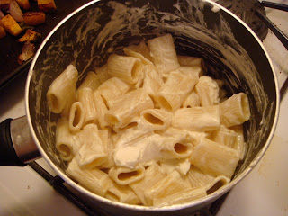 Pasta with goat cheese