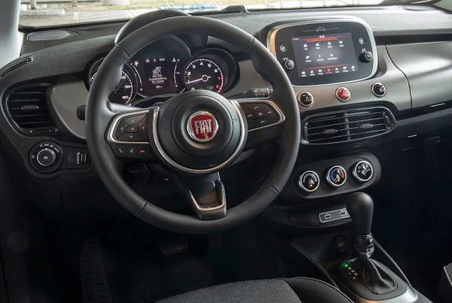 Fiat 500X Interior - AutosMk