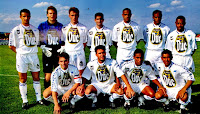 Association de la Jeunesse AUXERROIS - Auxerre, Francia - Temporada 1995-96 - Saib, Cool, Guivar'h, Lamouchi, Goma, Taribo West y Diomède; Martins, Cocard, Silvestre y Rabarivony - El A. C. AUXERRE ganó la primera y única Liga de Francia de su historia