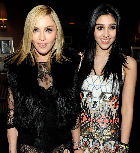 On February 27 2011 Madonna and Lourdes hit the Vanity Fair Oscar party in