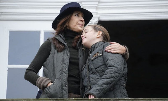 Crown Princess Mary wore a Heaney quilted verdigris jacket by Dubarry. Princess Josephine wore a winter vintage olive jacket by Barbour