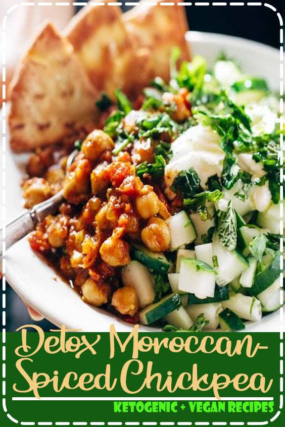 Detox Moroccan Chickpea Glow Bowl: clean eating meets comfort food! vegetarian / vegan. #vegetarian #sugarfree #vegan #healthy #cleaneating #simplerecipe #detox