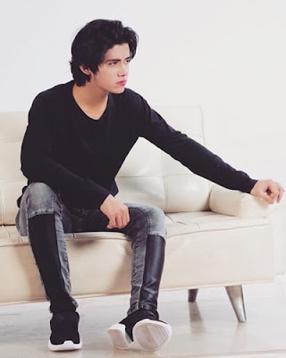 Aliando Syarief Saat Pemotretan