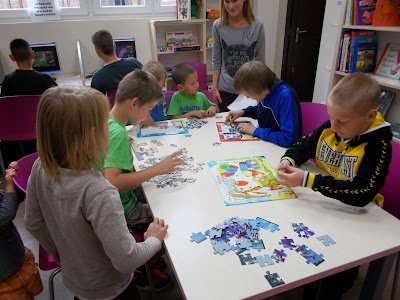 Puzzle, turniej, biblioteka Bydgoszcz, biblioteka przy Pomorskiej w Bydgoszczy