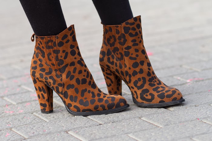 Botines de Estampado Leopardo de Zara