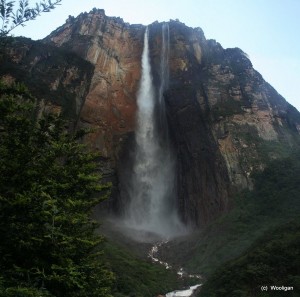 Blog Terbaiks GAMBAR  GAMBAR  KEINDAHAN  AIR  TERJUN  CIPTAAN 