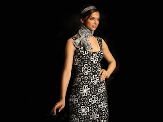 Hot Bollywood Girl Deepika Padukone Pic