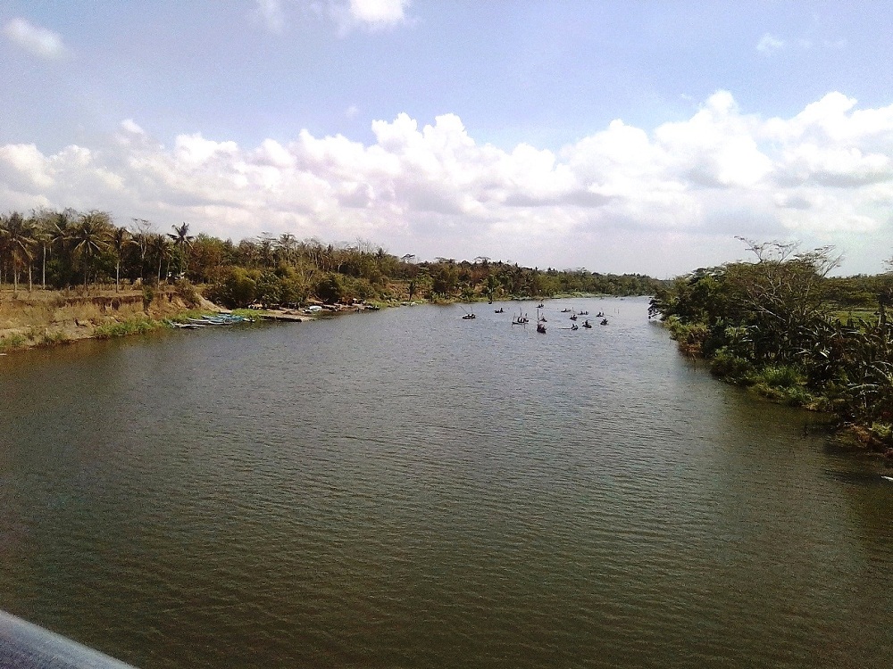 Gambar Pemandangan Sungai Dan Jembatan