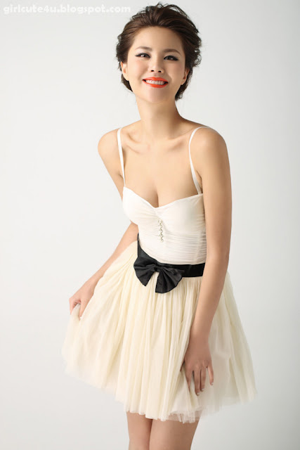4 Sun Yiqi-Short skirt-very cute asian girl-girlcute4u.blogspot.com