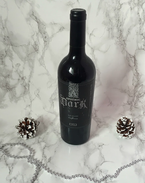 Bottle of Apothic dark red wine 