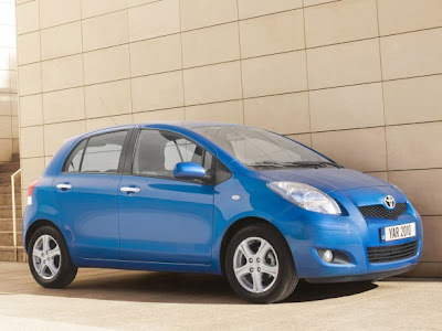 2010 Toyota Yaris Car Picture