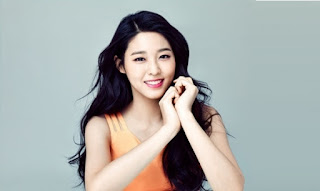 Anggota AOA Seolhyun  dipilih sebagai model baru untuk lensa kontak merek Acuvue