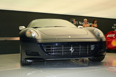 Car Wallpapers - 2009 Ferrari 612 in Geneva Photo