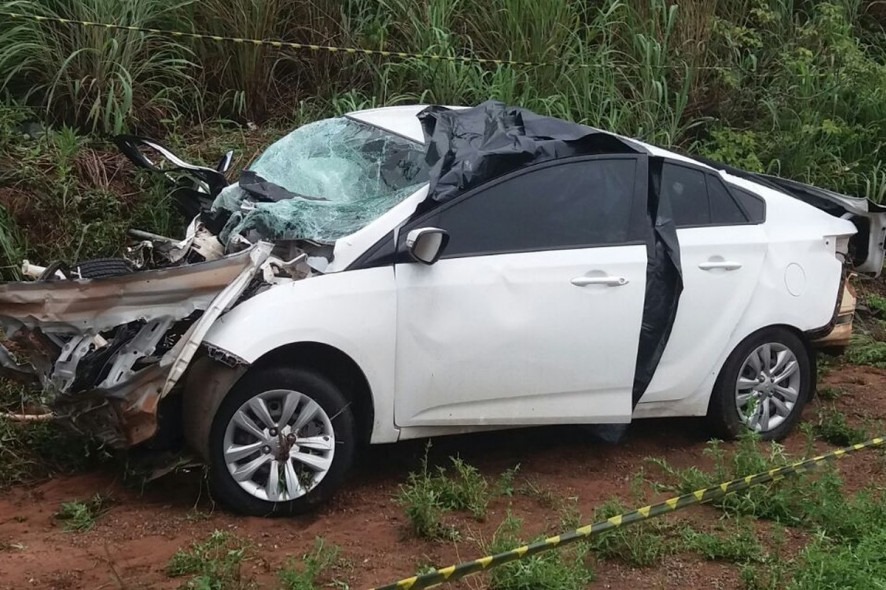 Três morrem em acidente com carreta e carro de passeio no trecho entre Nova Mutum e Diamantino