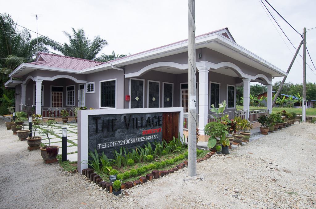 The Village Homestay, Rengit, Batu Pahat, Johor