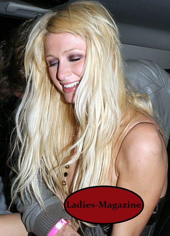 paris hilton nip slip. Η Paris Hilton σε 2 Nip slip