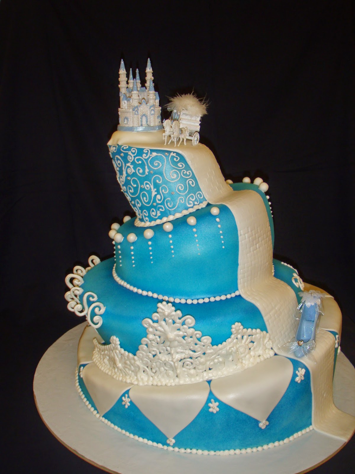 Let them eat cake: unique wedding cakes | Alice In ...