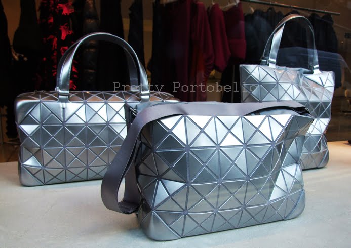 Issey-Miyake-silver-designer-fashion-amazing-bags