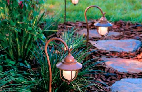 Instalaciones eléctricas residenciales - Luces de jardines