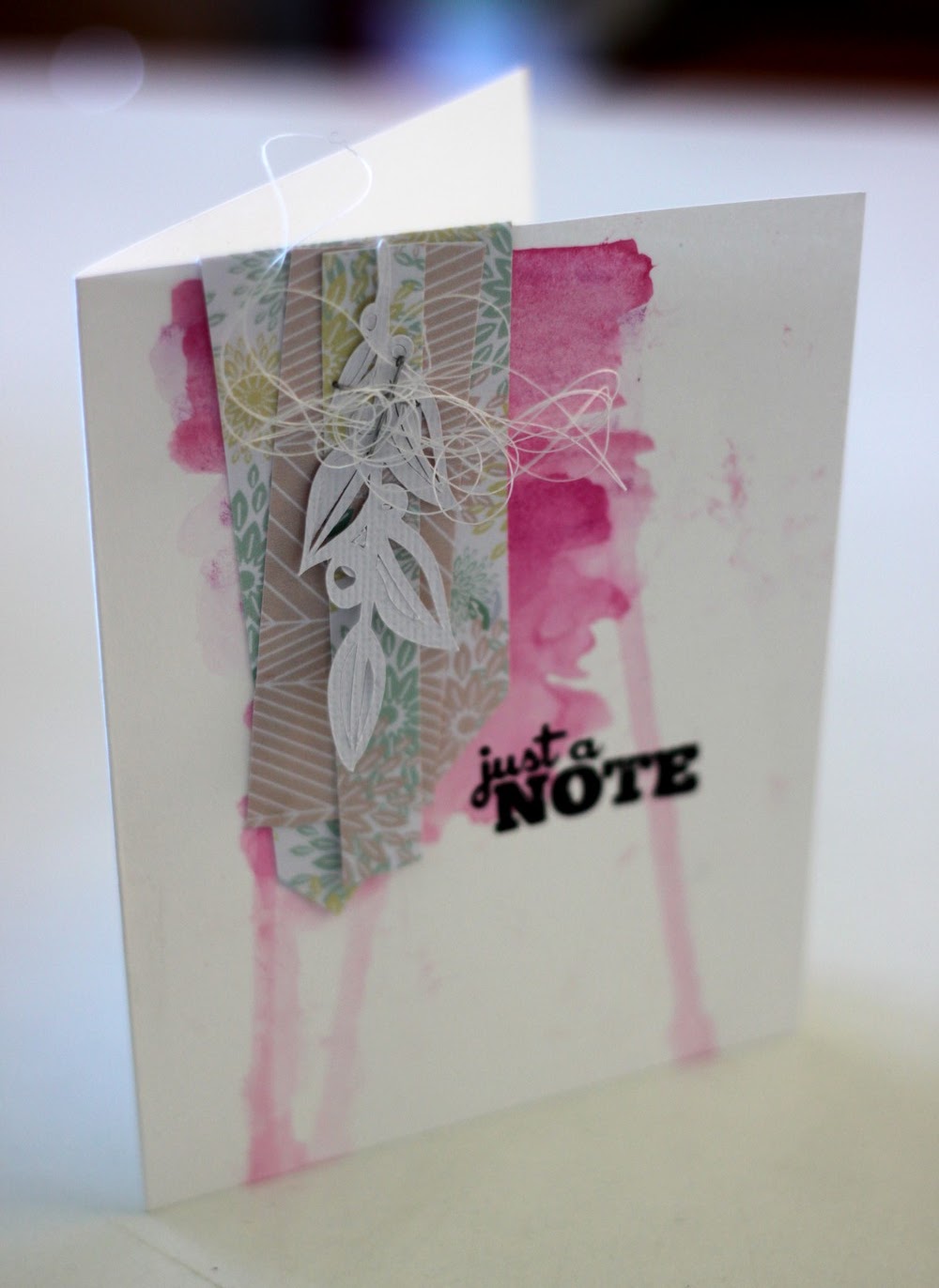 http://com16laboutique.blogspot.fr/2014/03/papier-imprimer-a4-print-bertille.html