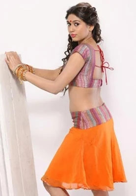   Manisha Yadev Hot belly showing pictures