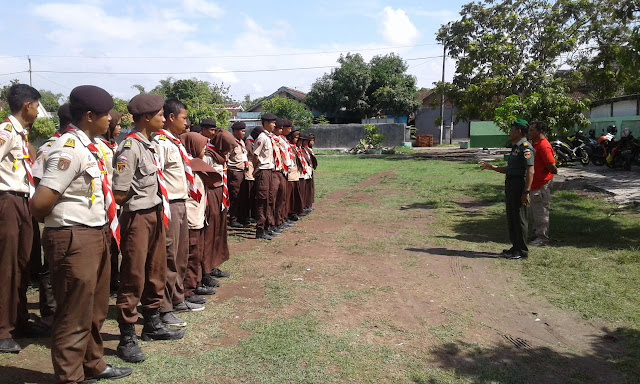 Kiprah Danramil Wonosari Dalam Memberikan Wasbang Kepada Siswa Pramuka