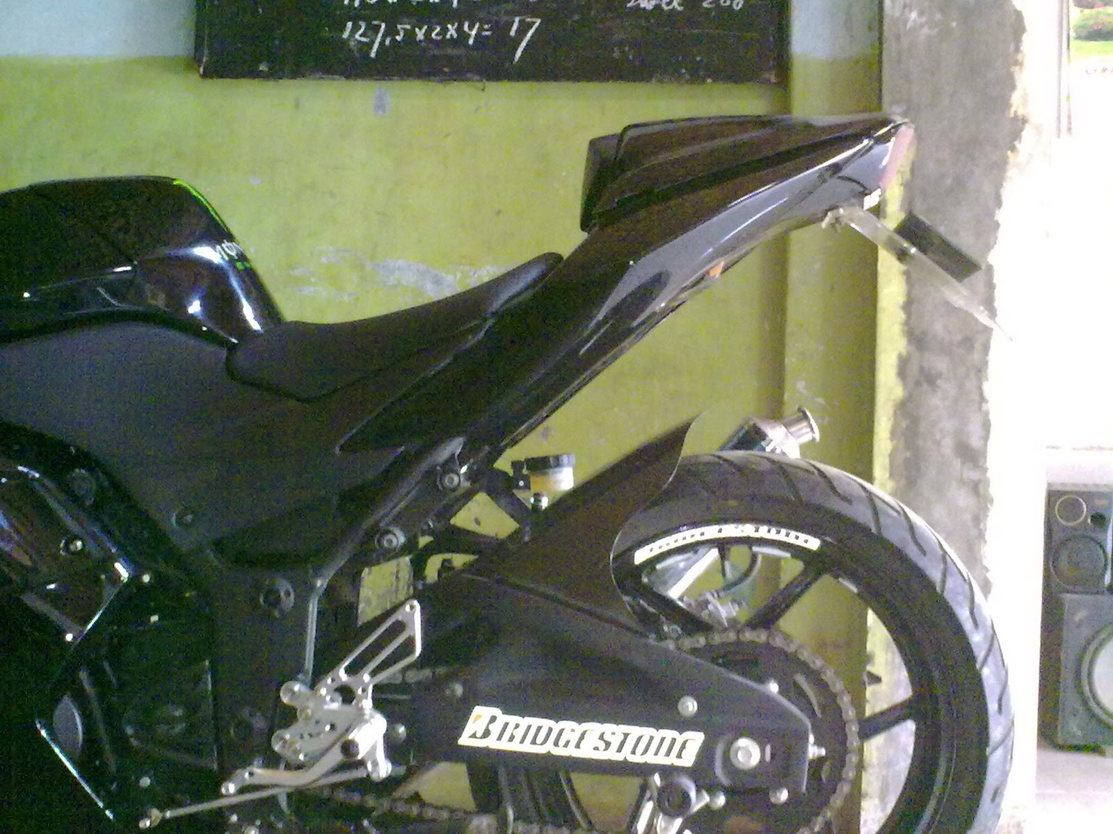 WELCOME TO MY BLOG ASHOEK Ninja 250r Modifikasi