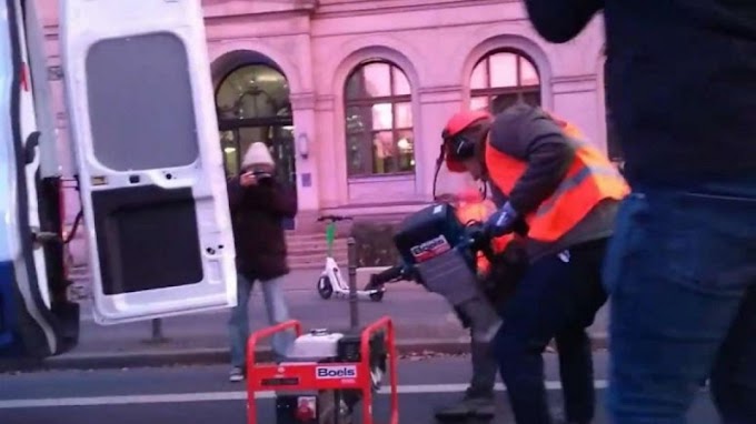 Klímavédők légkalapáccsal támadtak az aszfaltra Berlinben - Videó