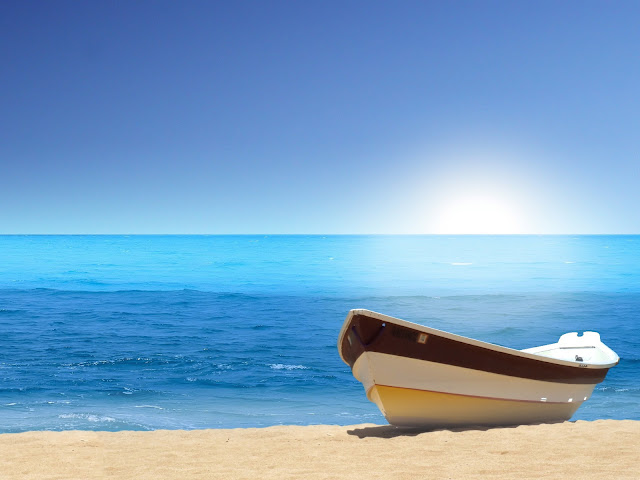 Boat On The Beach In HD Wallpaper | Desktop Wallpaper
