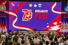 Didampingi Nadiem Makarim, Jokowi Hadiri Peringatan HUT ke-78 PGRI di Jakut