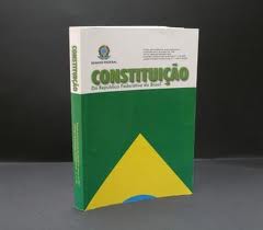 Renan Calheiros busca democratizar a informação com Lançamento da Constituição Federal em formato e-PUB 