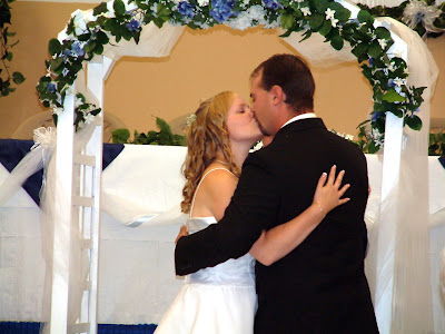 wedding kiss