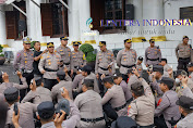 Apel Gelar Perlengkapan Personil Pengamanan TPS Pemilu 2024 Polrestabes Surabaya