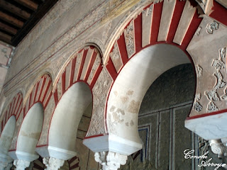 Salón de Abd al-Ranman III dentro del sector oficial del Alcázar de Medina Azahara en Córdoba.