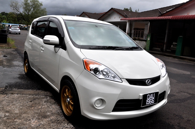 PiCtUrEs & sTOrIEs: MY FIRST CAR SARAWAK REGISTRATION NUMBER
