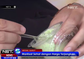 Sayuran dipanen dari hasil kebun sendiri. Yakni tumbuhan sayur yang dikembangkan dengan cara Hidroponik. Ide pengolahan es krim sayur berasal dari teman-teman UKM di Medan, Sumatera Utara. Published on Sep 25, 2017.