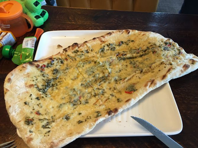 Garlic flatbread