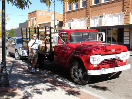 StandingontheCorner-9-2011-10-18-21-47.jpg