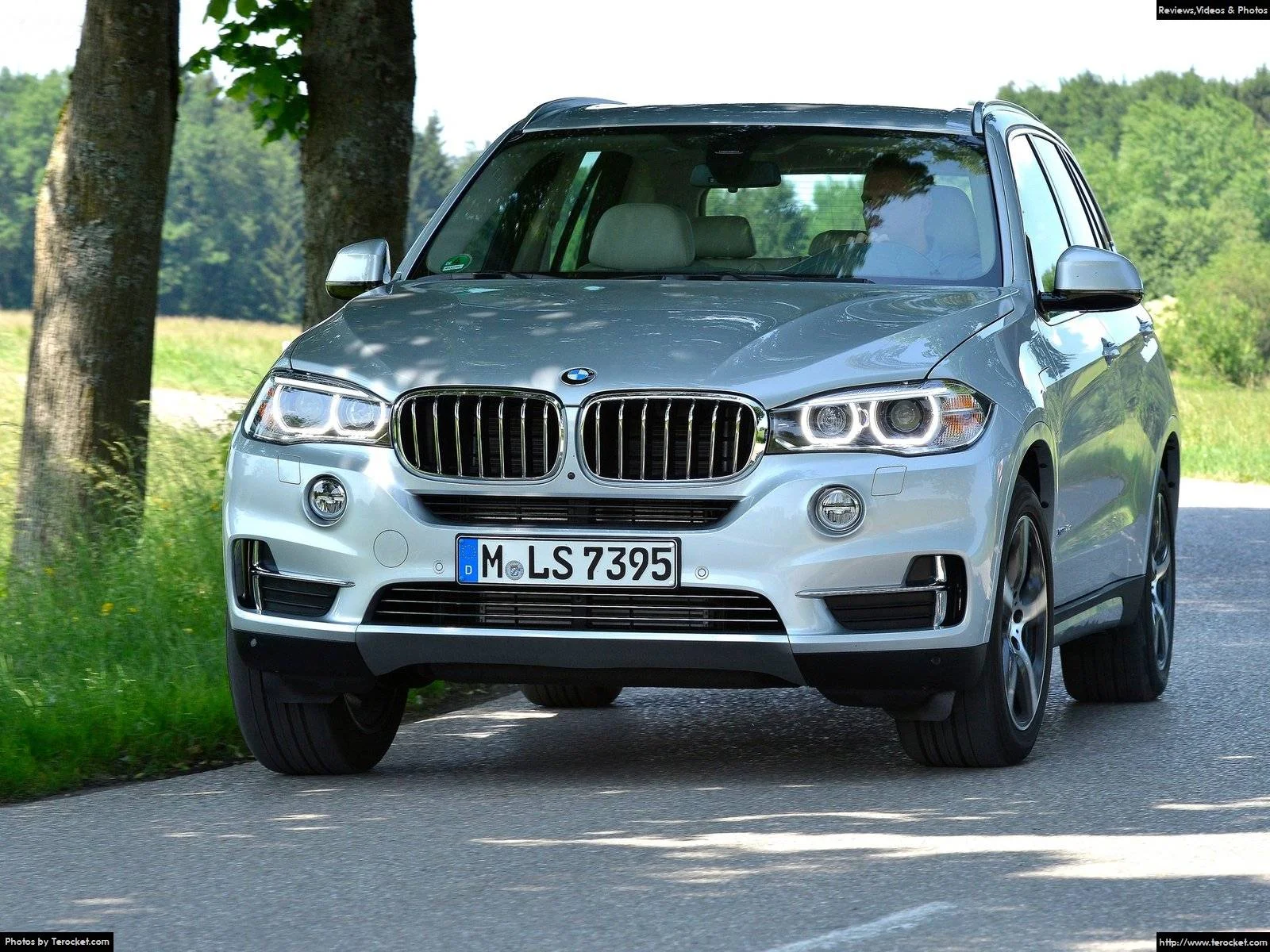 Hình ảnh xe ô tô BMW X5 xDrive40e 2016 & nội ngoại thất