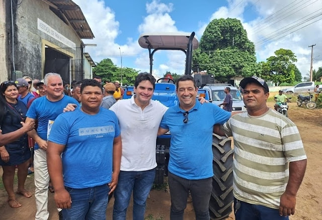 Eduardo Cassol participa de entrega de maquina agrícola em Alhandra e Murilo Galdino confirma que Conde também será beneficiado